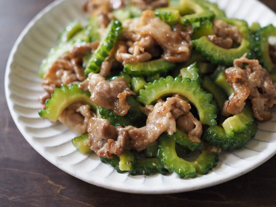 茄子と豚肉の炒め物 カロリー