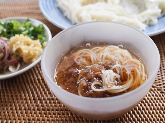 即席そうめんつゆ 奥薗壽子のなべかまぺえじ