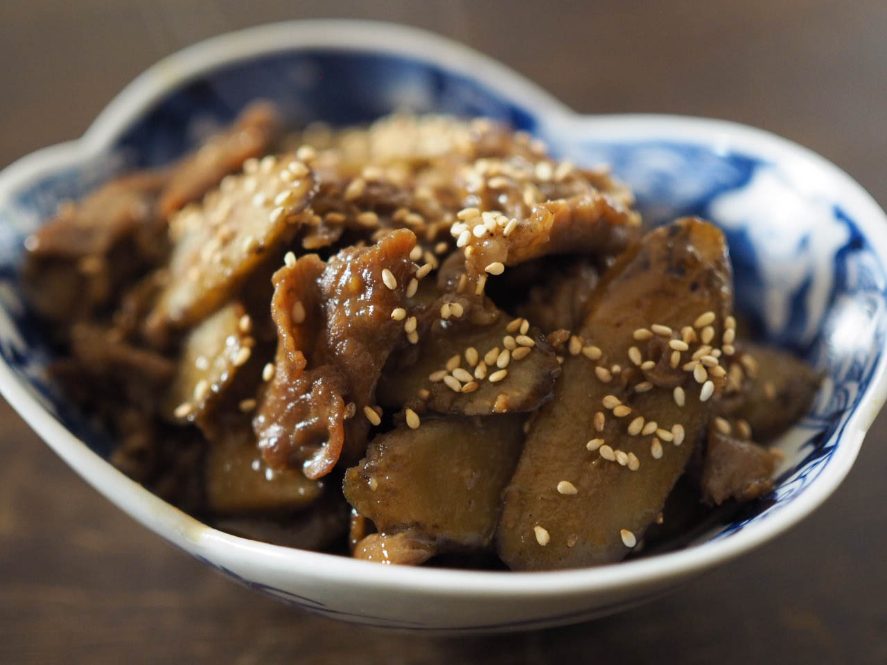 ごぼうと豚肉の甘辛煮 奥薗壽子のなべかまぺえじ