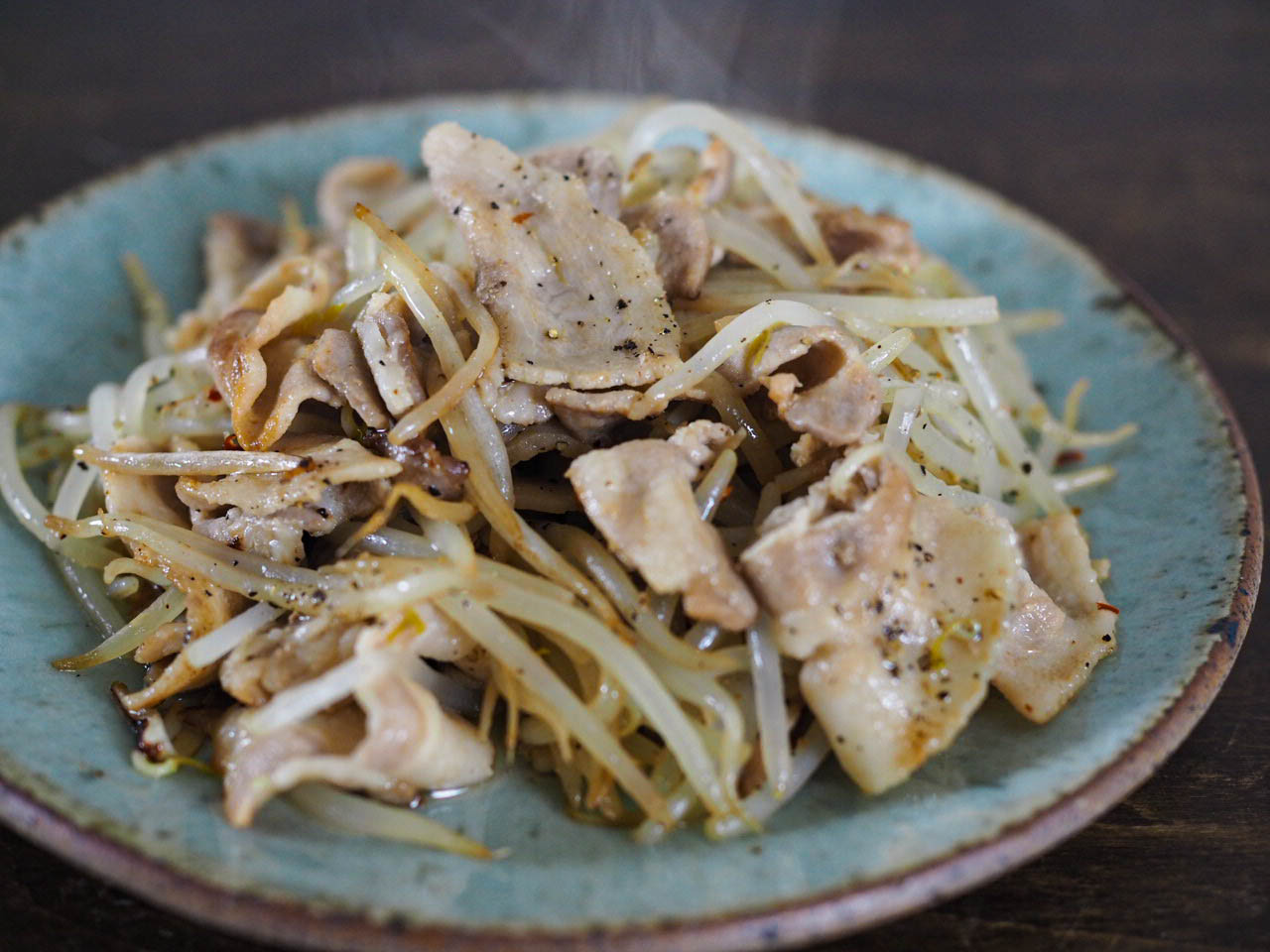 即席塩豚のもやし炒め 奥薗壽子のなべかまぺえじ 即席塩豚のもやし炒め 奥薗壽子のなべかまぺえじ